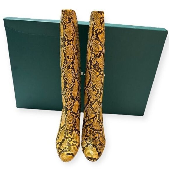 NIB Chelsea Paris Queen Boots, Yellow Snake Print, Size 37EU - Picture 4 of 15